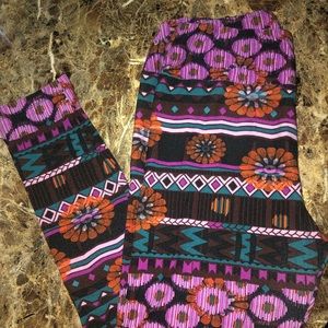 Tall and Curvy LuLaRoe Leggings